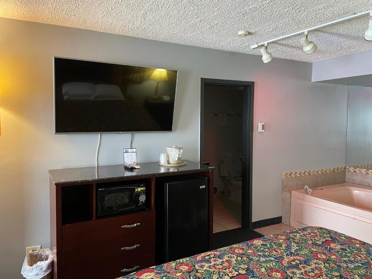 American Inn And Suites Countryside Luaran gambar