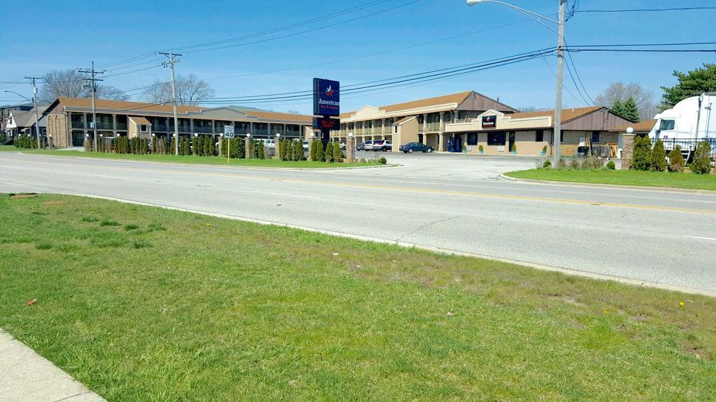 American Inn And Suites Countryside Luaran gambar
