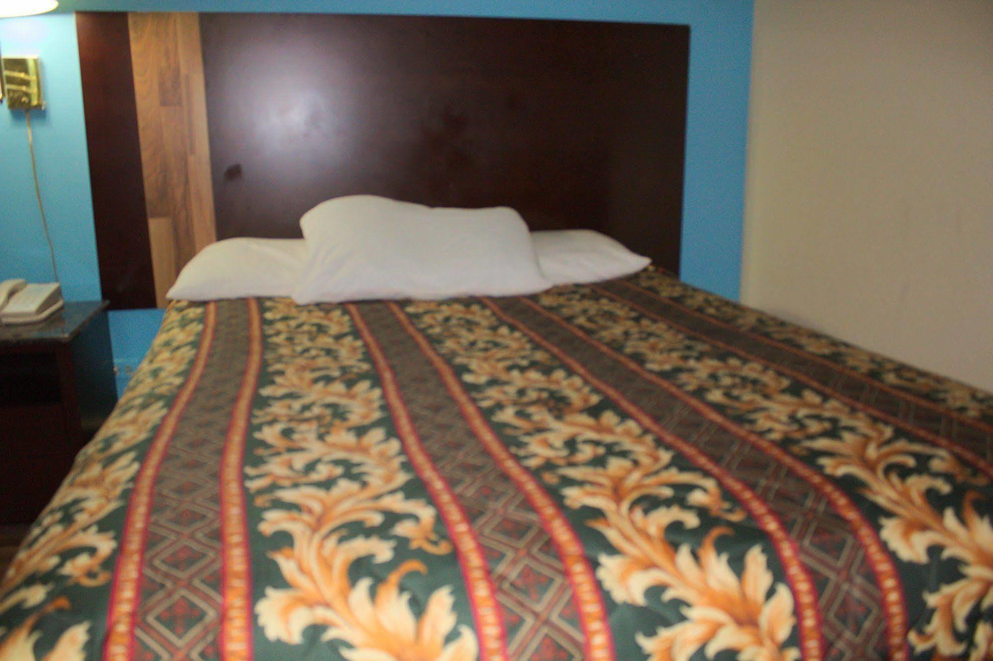 American Inn And Suites Countryside Luaran gambar